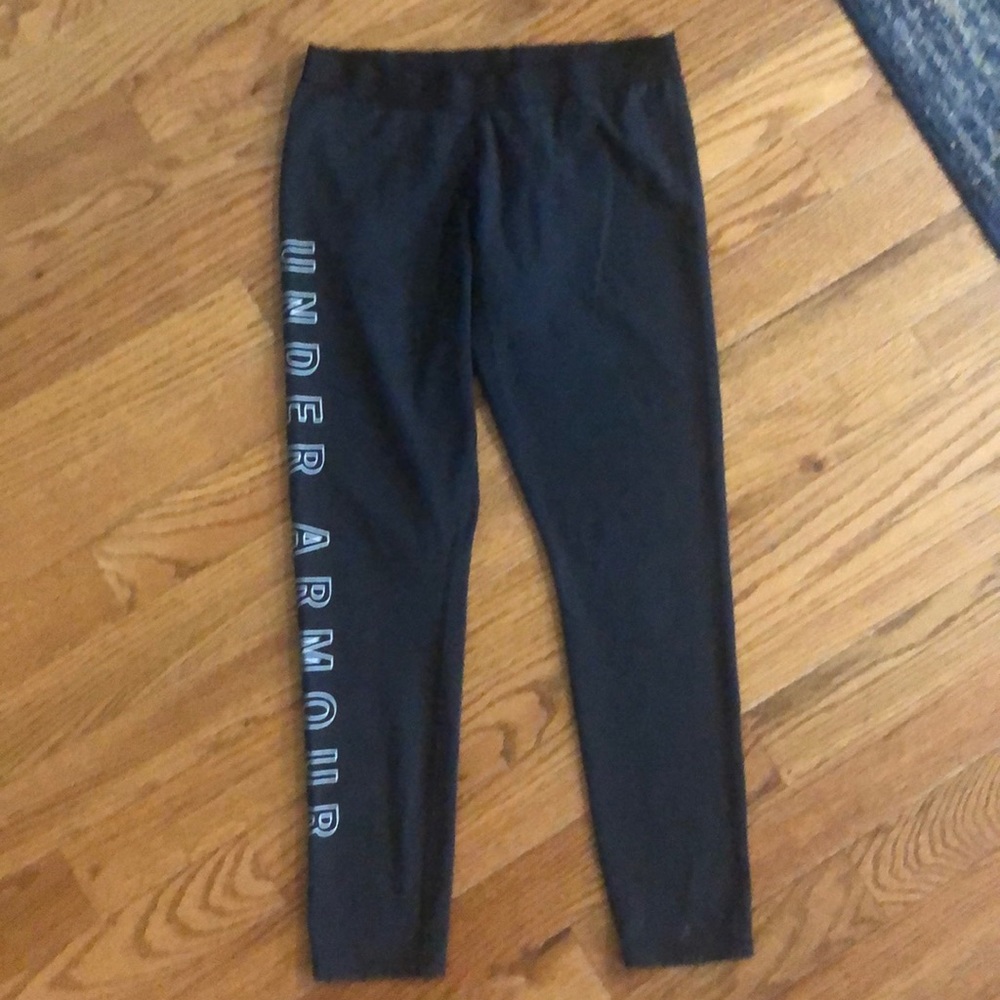 Worn black Under Armour leggings size large
